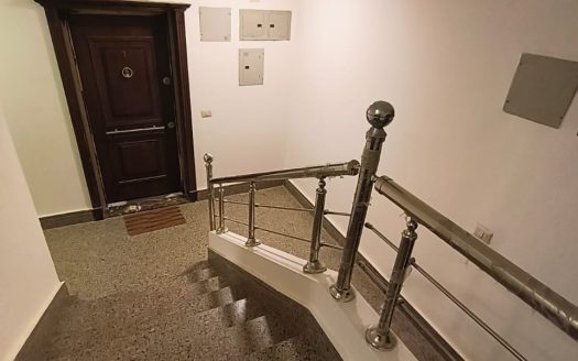 Sarayat Maadi, apartment 3 bedrooms semi-furnished for rent