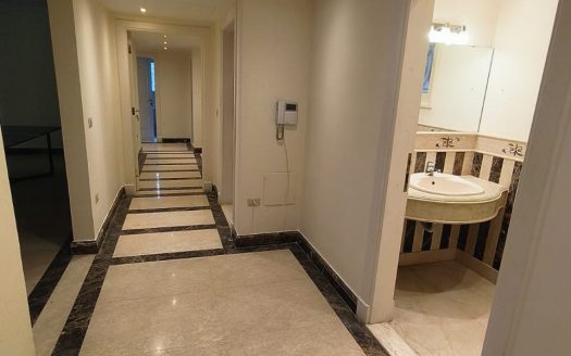 Sarayat Maadi, apartment 3 bedrooms semi-furnished for rent