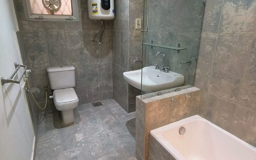 Sarayat Maadi, ground apartment 340m with private entrance 3 bedrooms semi-furnished for sale/rent