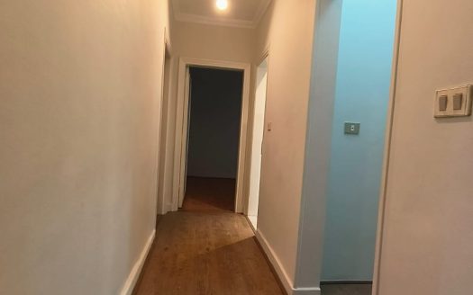 Sarayat Maadi, ground apartment 340m with private entrance 3 bedrooms semi-furnished for sale/rent