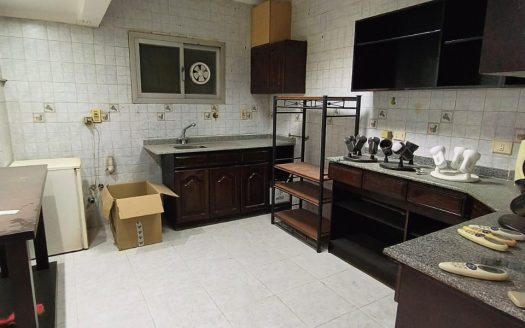 Sarayat Maadi, ground apartment 340m with private entrance 3 bedrooms semi-furnished for sale/rent