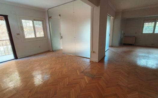 Sarayat Maadi, ground apartment 340m with private entrance 3 bedrooms semi-furnished for sale/rent