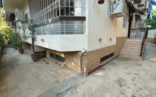 Sarayat Maadi, ground apartment 340m with private entrance 3 bedrooms semi-furnished for sale/rent